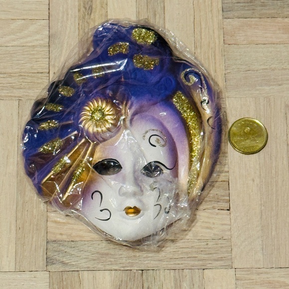 Set of 3 Ceramic Venetian Masks, Never Used and Sealed in Packaging, Very Pretty - Picture 2 of 4
